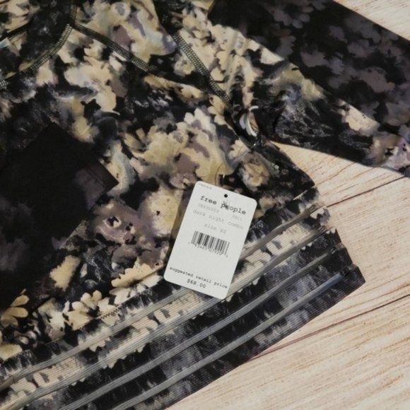 Free People Idris Long Sleeve Layer - Picture 4 of 5